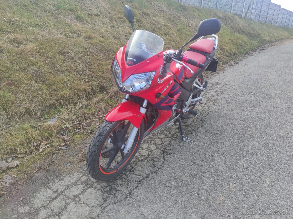 Honda CBR 125