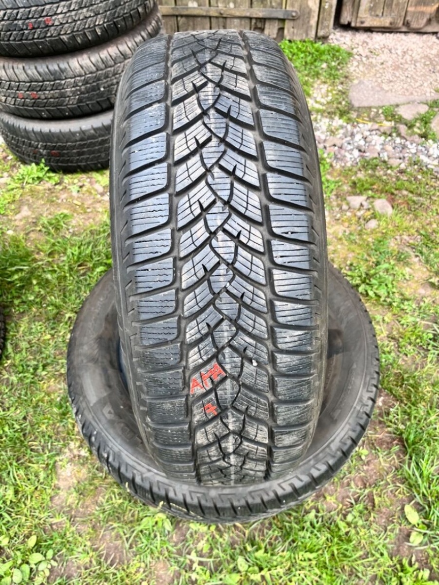 2ks. 225/65 R17 zimní pneu Fulda - DOT 2019