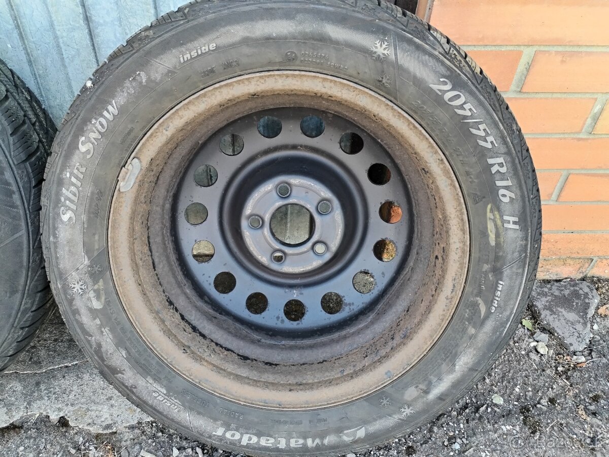 Predám zimné pneumatiky 205/55 R16