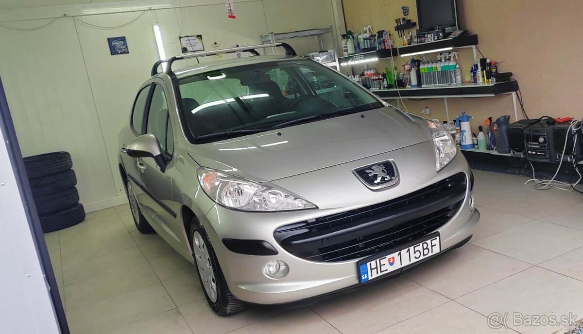 Peugeot 207