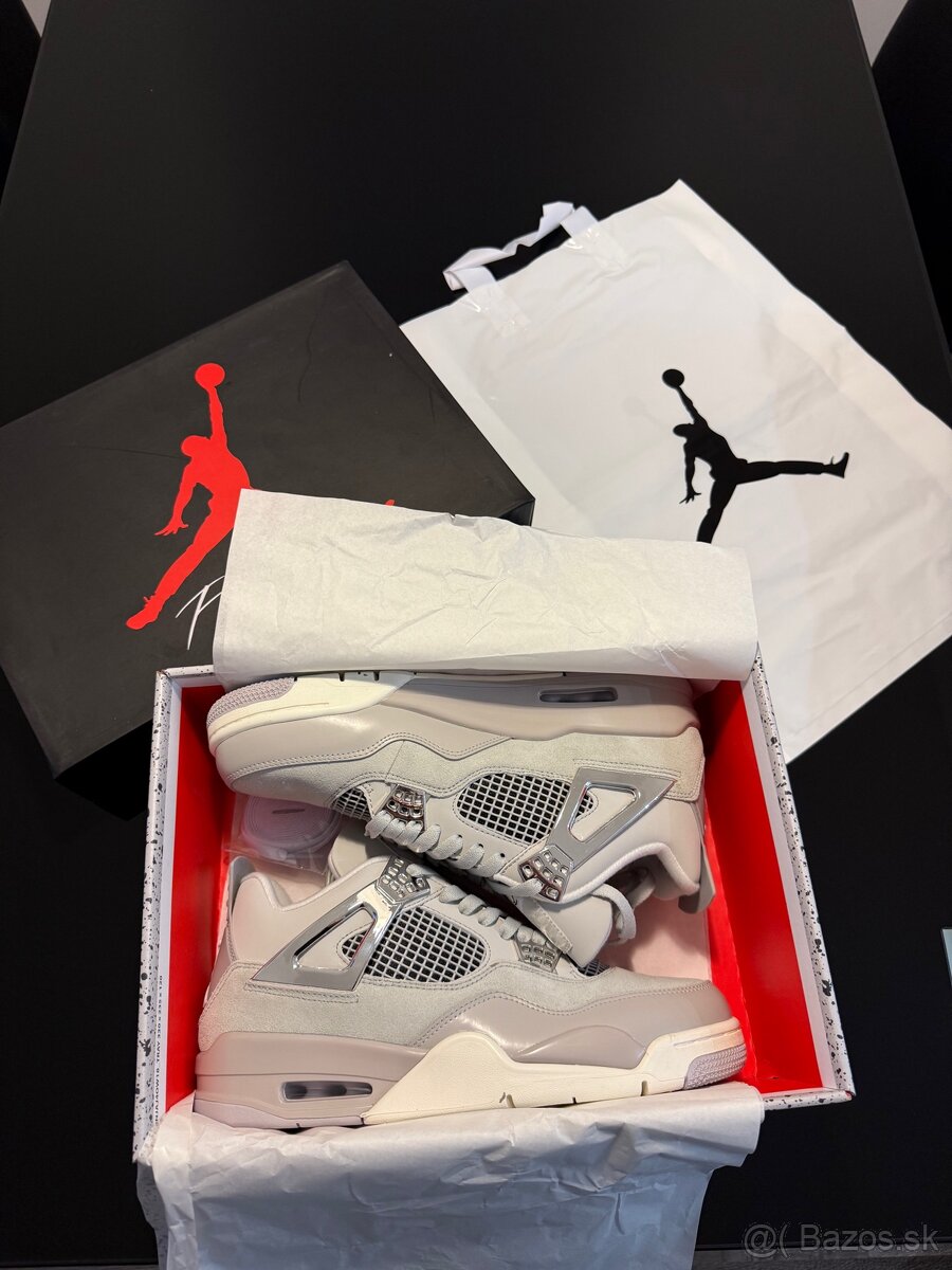 Jordan 4 Frozen Moments