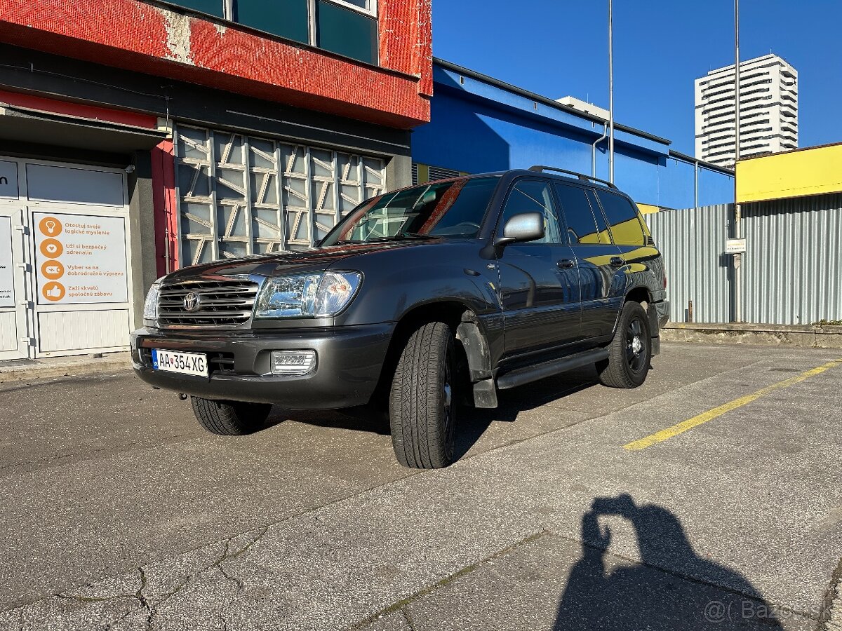 Toyota Landcruiser 100 V8 4,7