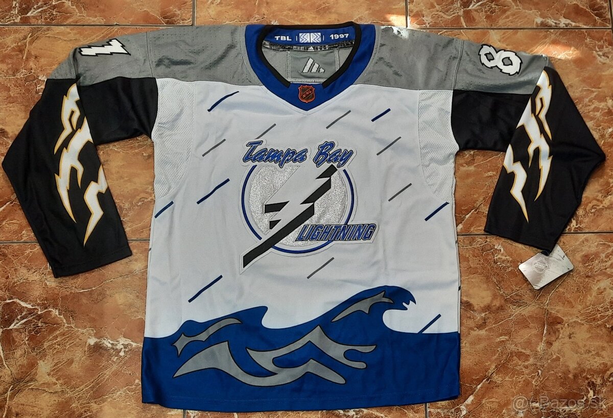 Tampa Bay Lightning - Erik Černak