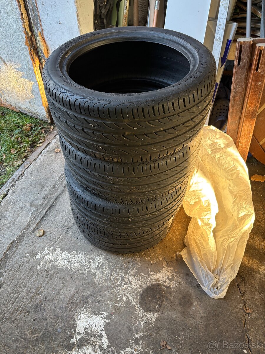 215/40 r16 PIRELLI p zero