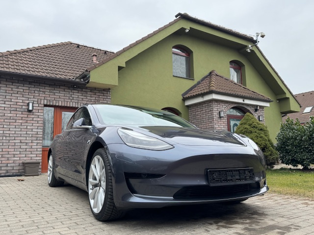 Tesla Model 3 SR Plus (321PS) FSD, len 89700km, 18500 bezDPH