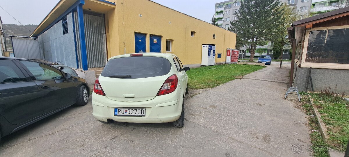 Opel Corsa D 2011