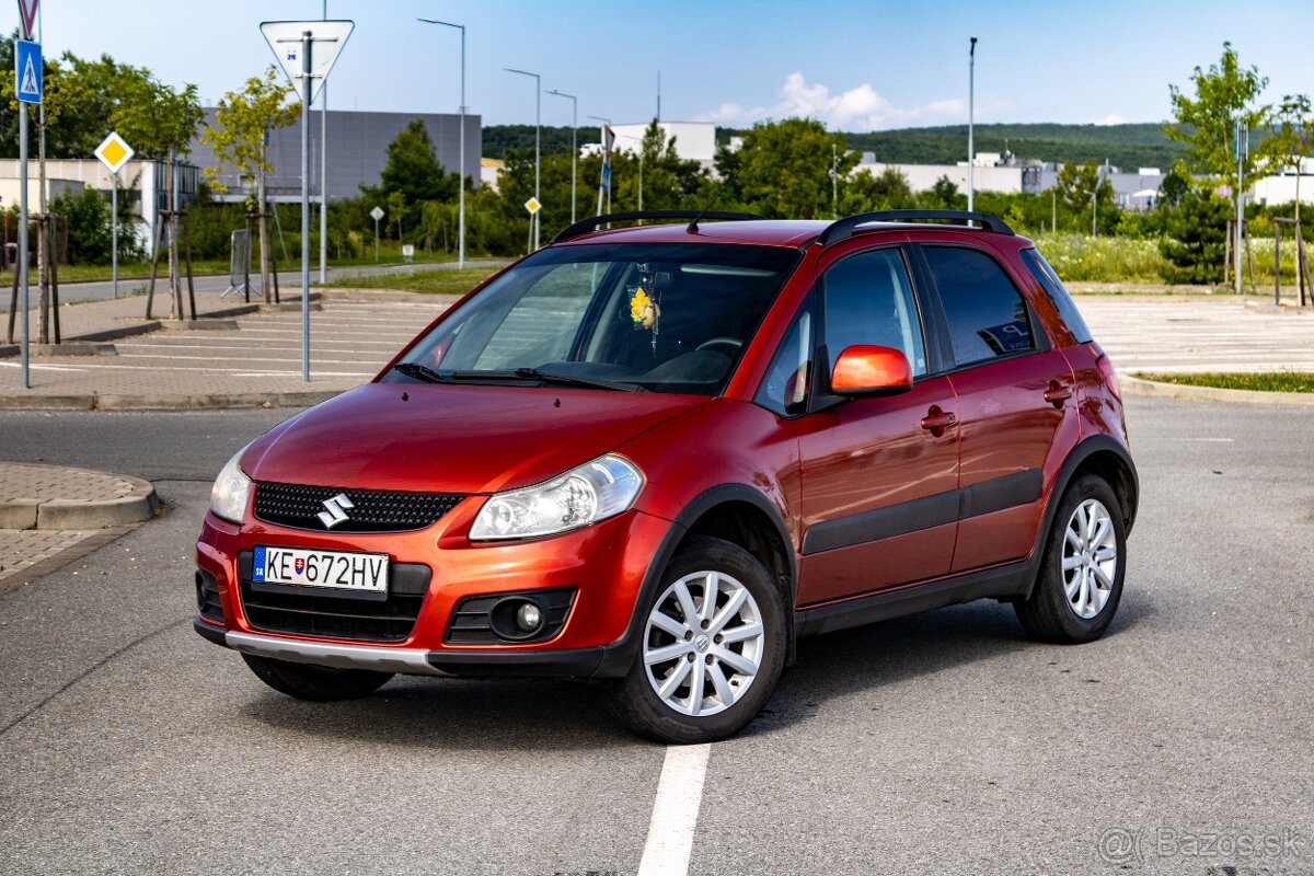 Suzuki SX4 1,6 4x4 Outdoor Line (ťažné, automatická klíma)