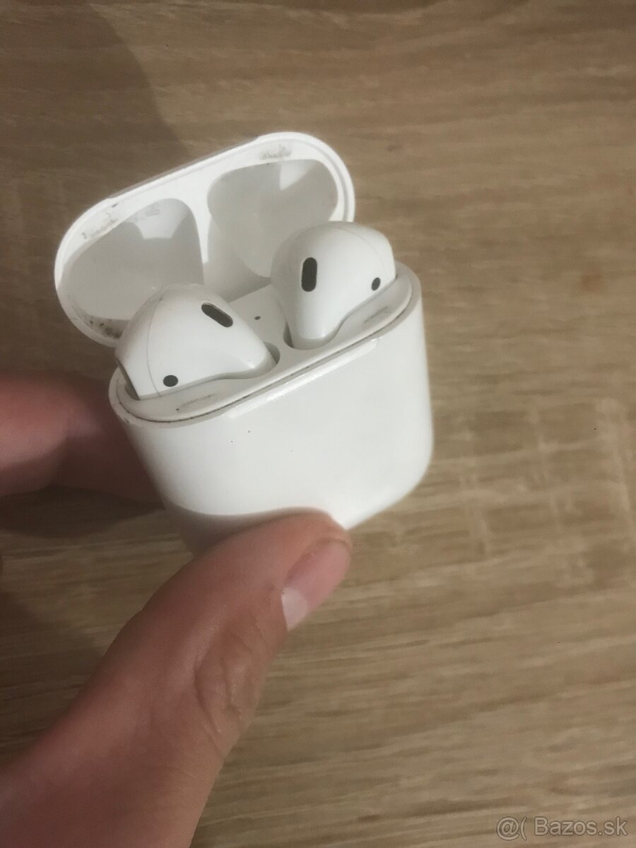 AirPods 1. generácie