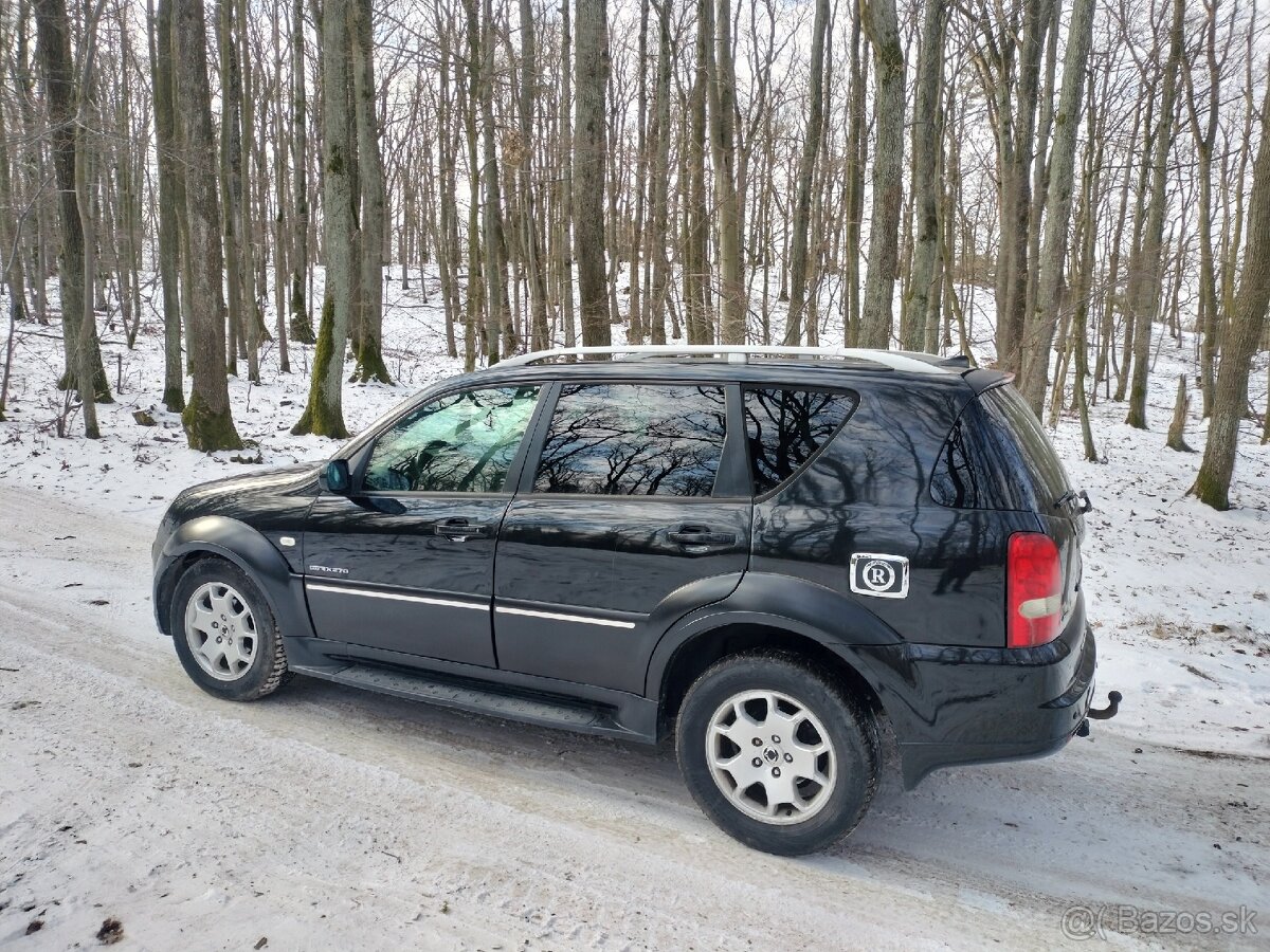 Ssang Yong Rexton 2.7 xdi 137 kw AT/5 RX 4X4 2008