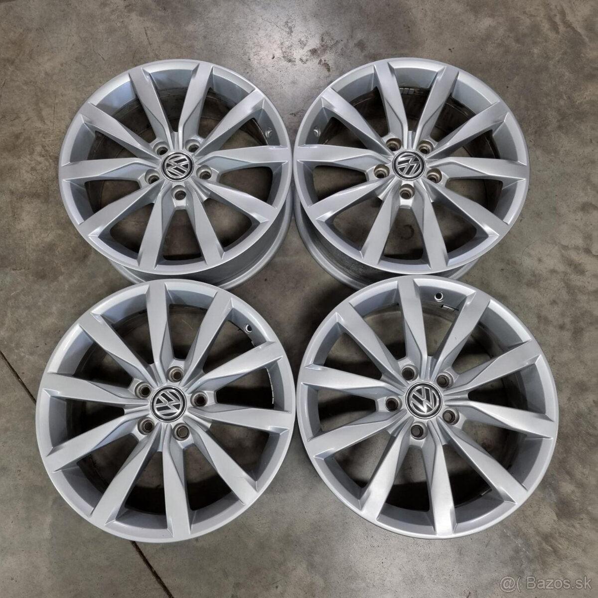 Originál Volkswagen disky 5x112 R17 ET49