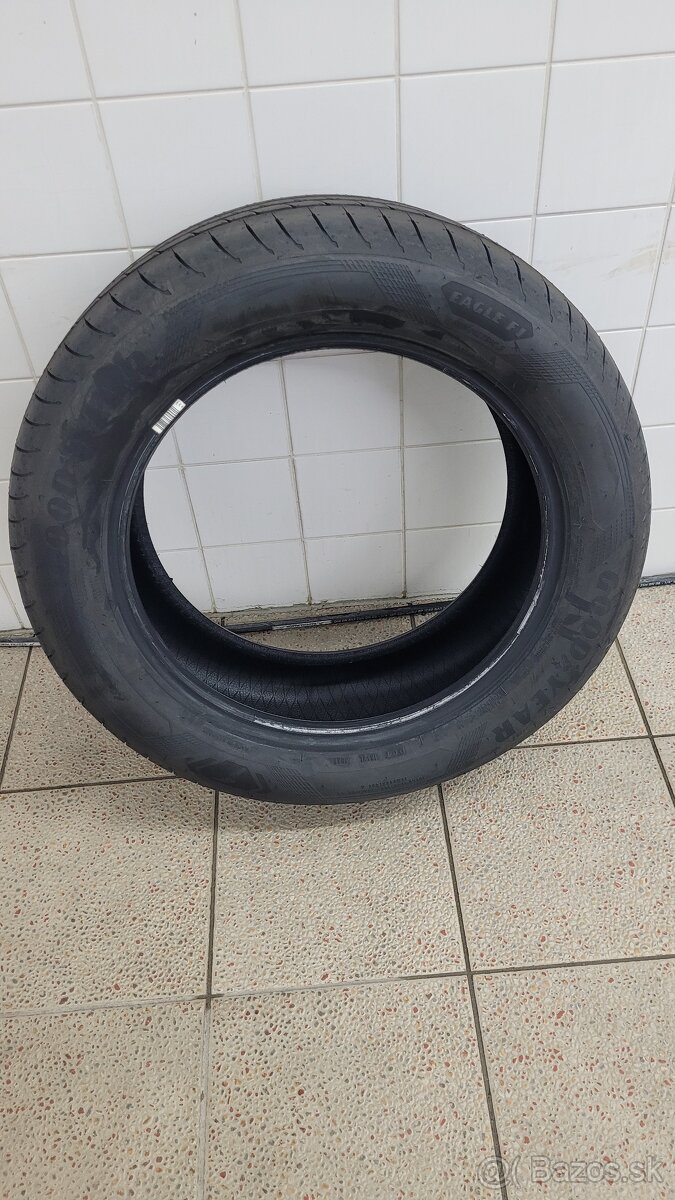 Pneu. GOODYEAR 235/55 R18 100V