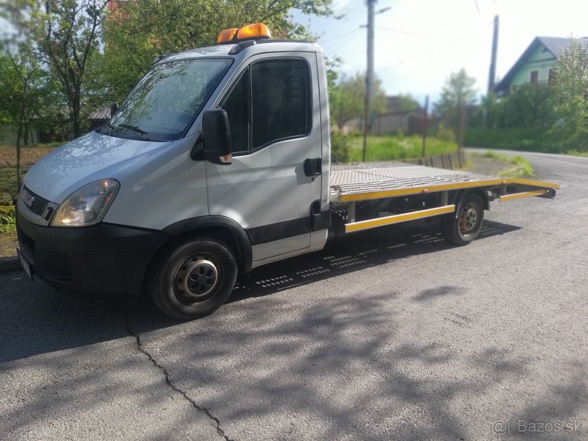 Predam Odtahovy Special Iveco Daily 2.3 diesel, r.v 2011