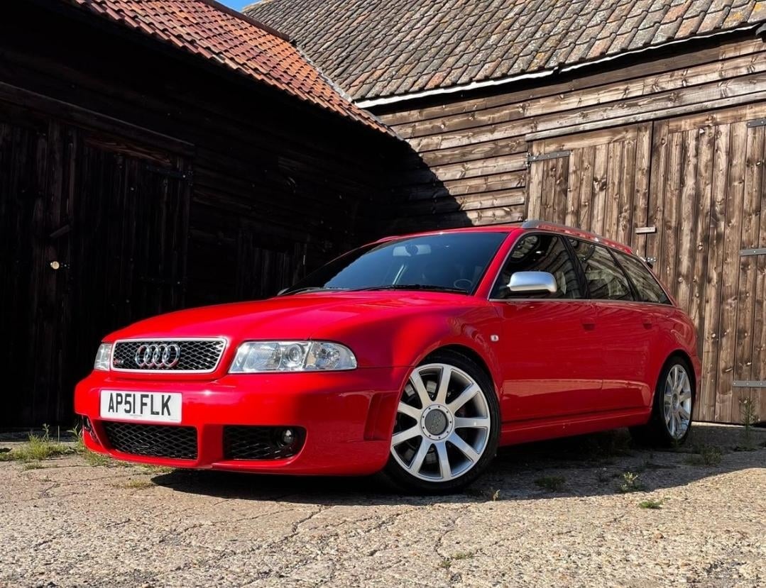 Audi rs4,s4 b5 naraznik predný