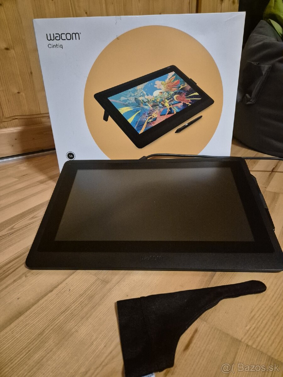 Wacom Cintiq 16 + Wacom SmudgeGuard