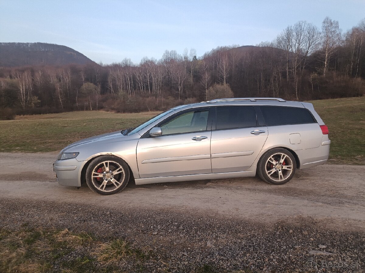 Honda Accord 2.2tdci