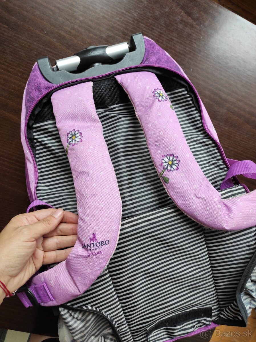 Školská taška na kolieskach Zn. Santoro