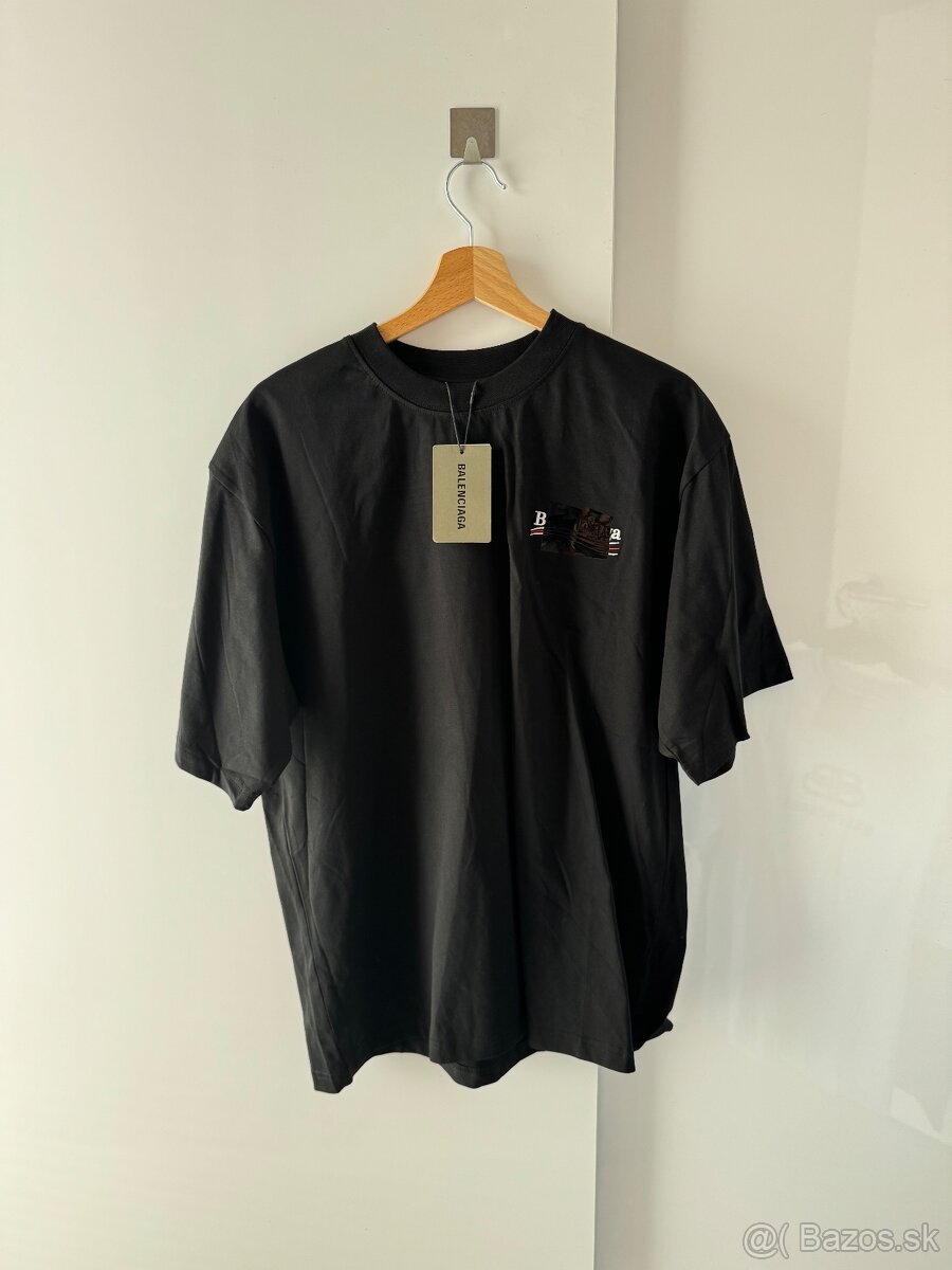 Balenciaga black pask tee