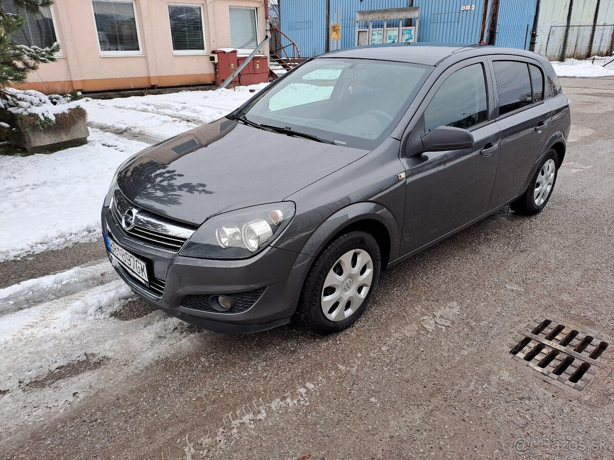 Opel Astra 1.4 16V Enjoy