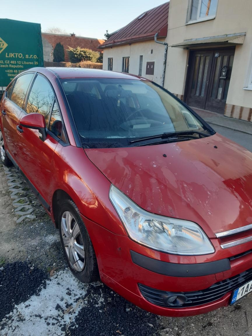 Citroen C4 - 1.4 16V -65 KW