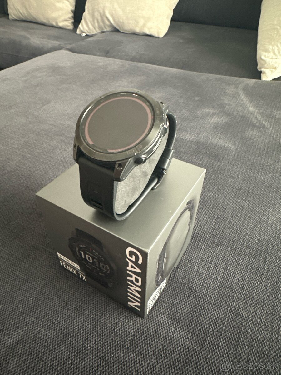 Garmin Fenix 7x sapphire solar