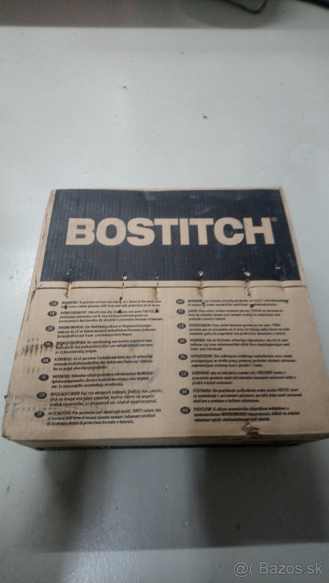 Predám nerezové klince Bostitch