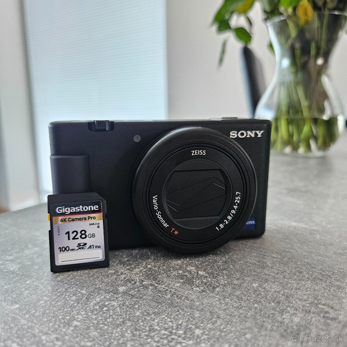 Sony ZV-1 vlogovacia kamera