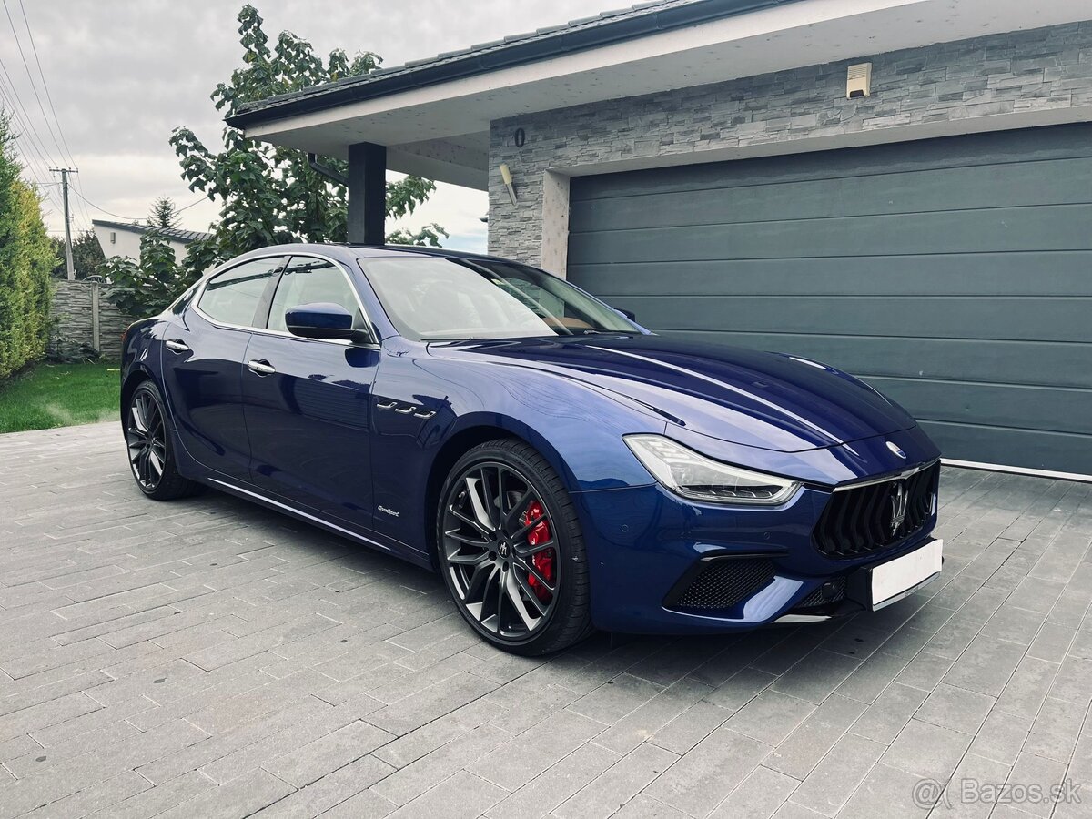 Maserati Ghibli SQ4