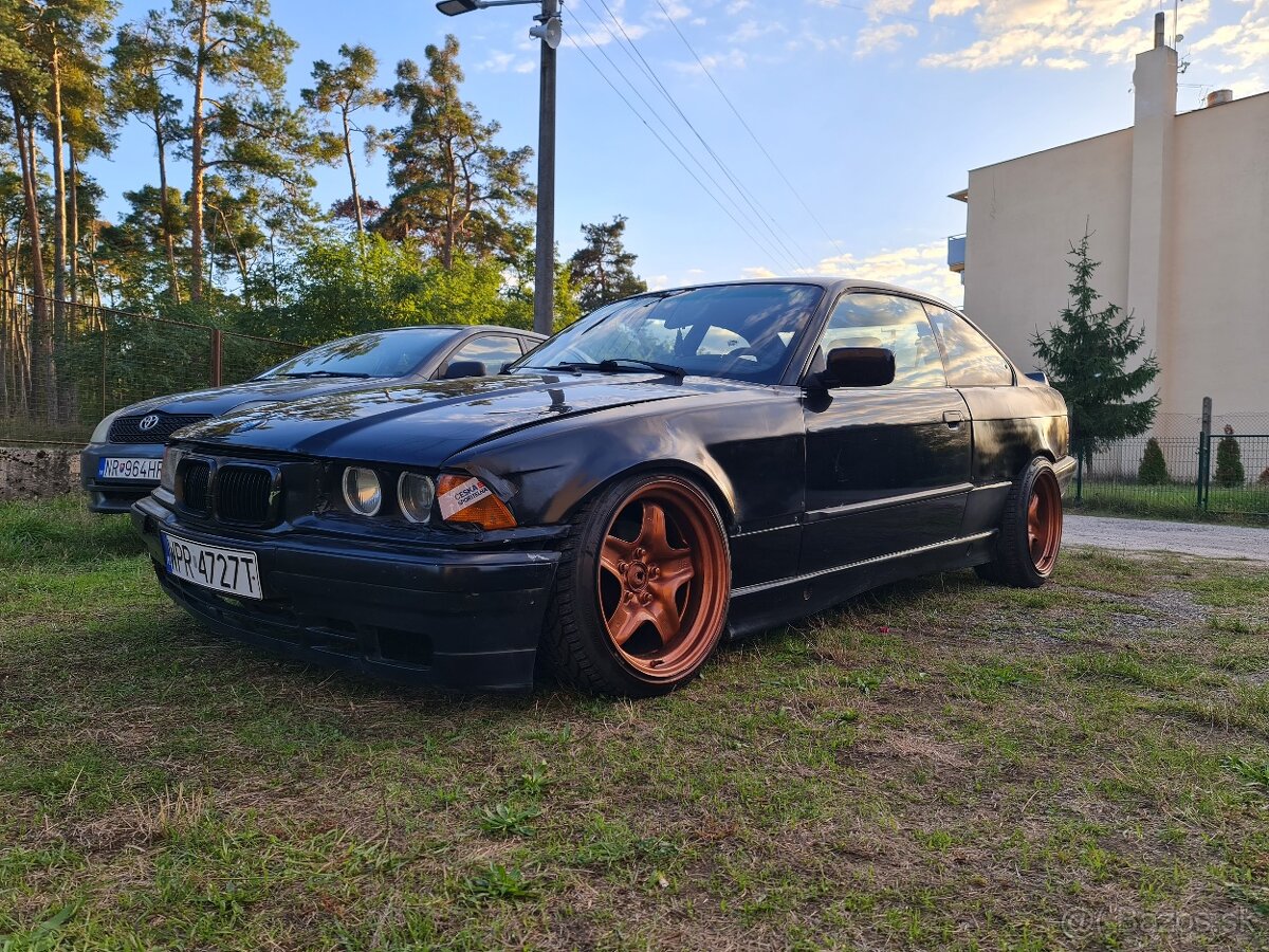 Bmw e36 coupe m52b20