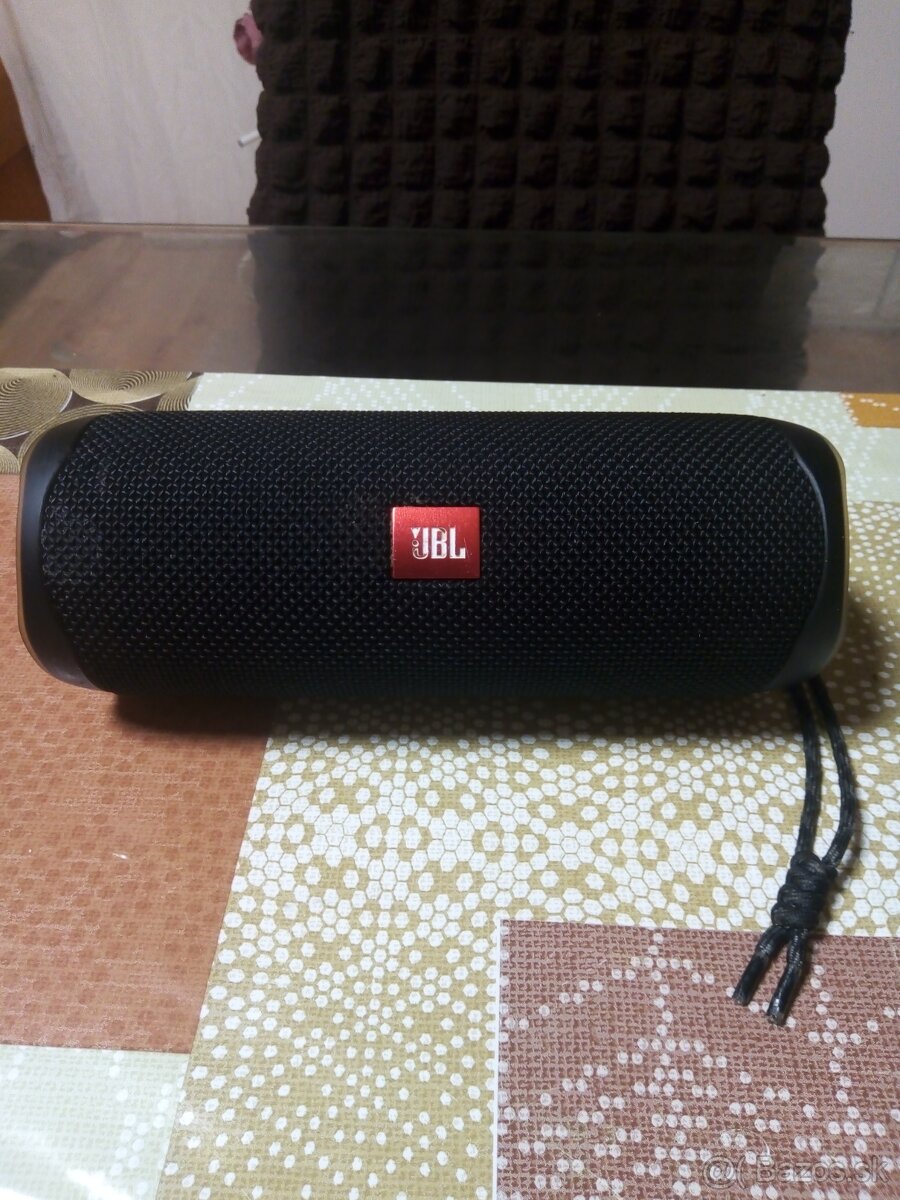 JBL Flip 5