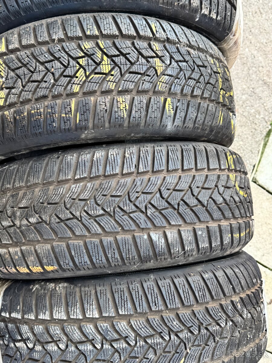 225/55R17