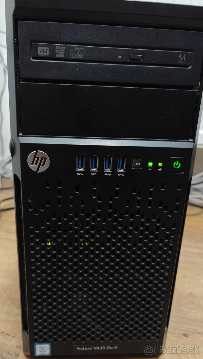 Server HPE ProLiant ML30 Gen9, Xeon E3-1220 v5, 12GB RAM