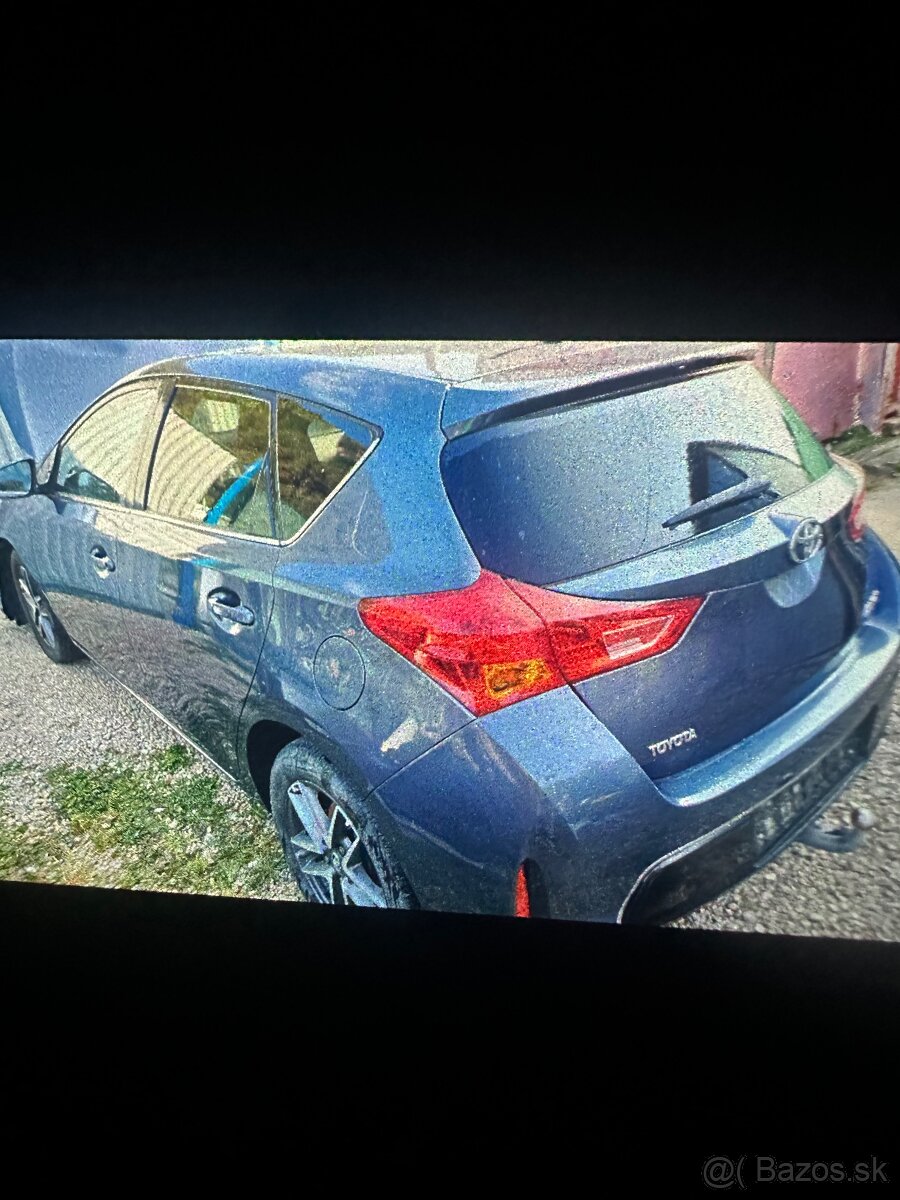 Predám náhradné diely Auris 2012-2018 1.6 VALVEMATIC 1ZR