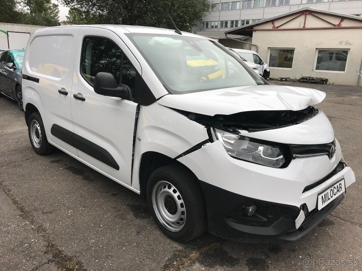 Toyota ProAce City 1.5 D r.v.2022 29000 km ČR DPH L1H1