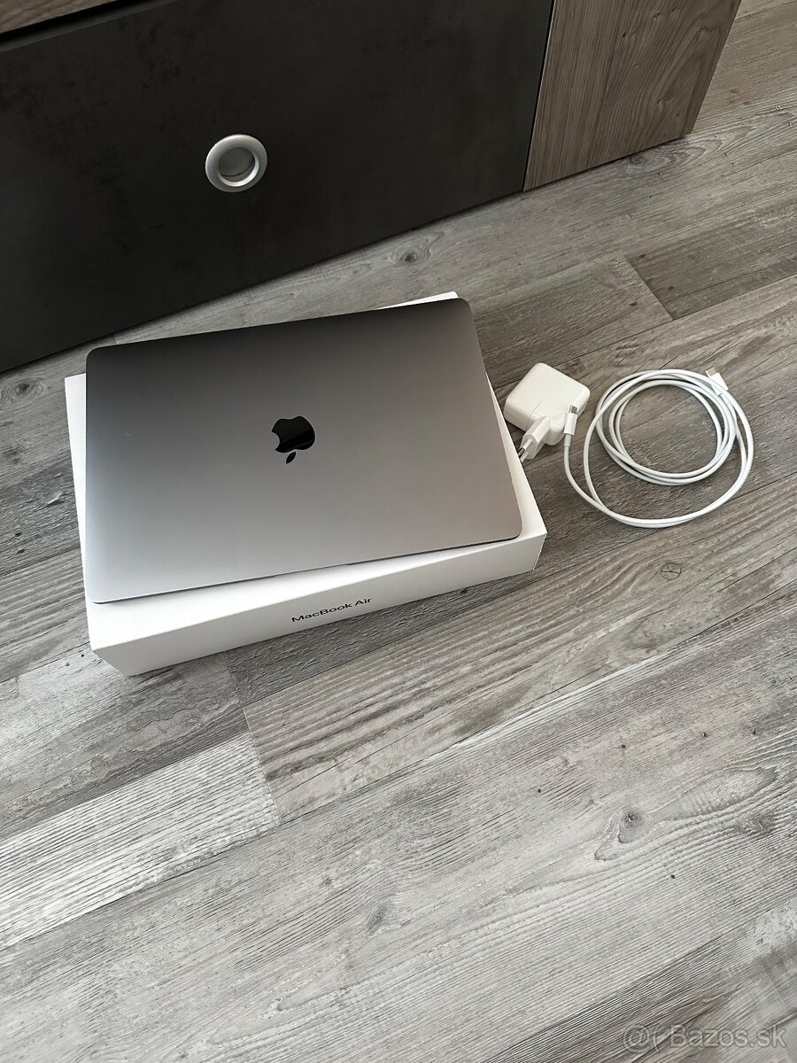 MacBook Air m1 2020