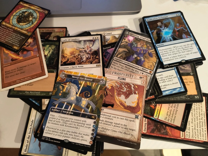 Magic the gathering 2000 kariet (Bulk predaj) + booster pack