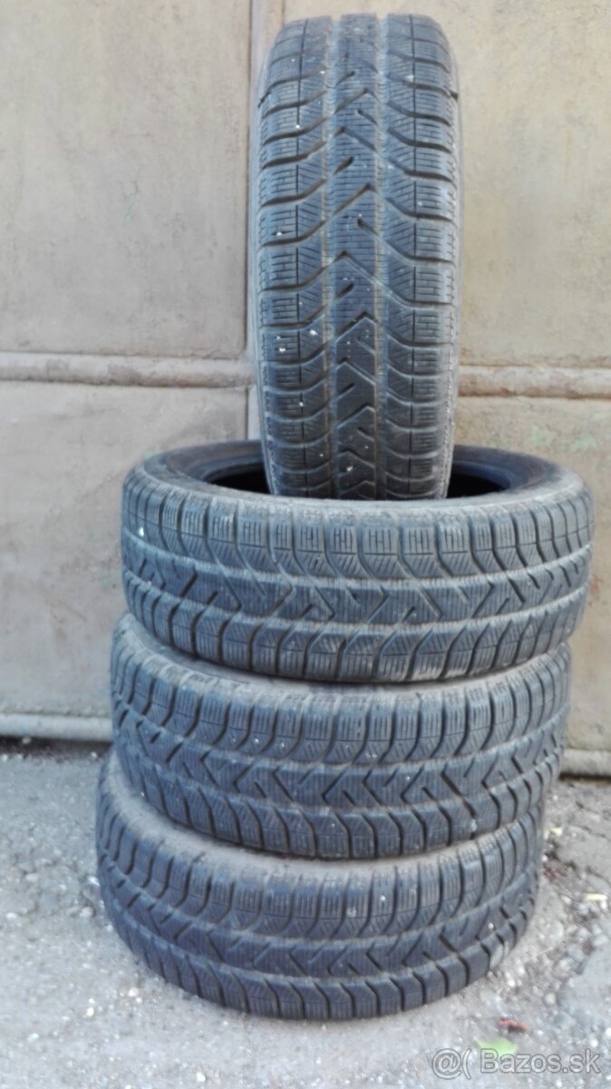 Predám 4-Zimné pneumatiky Pirelli Winter 185/55 R15