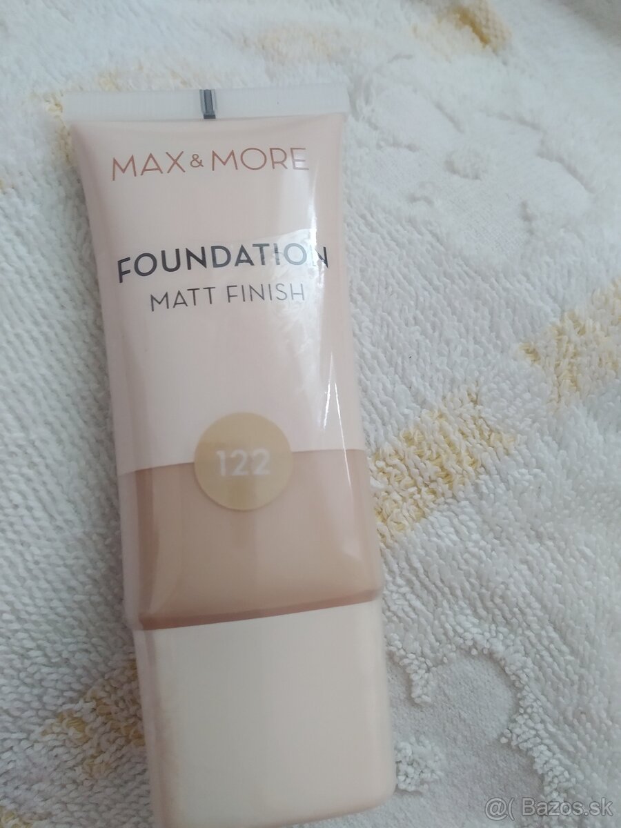 Make up MAX & MORE