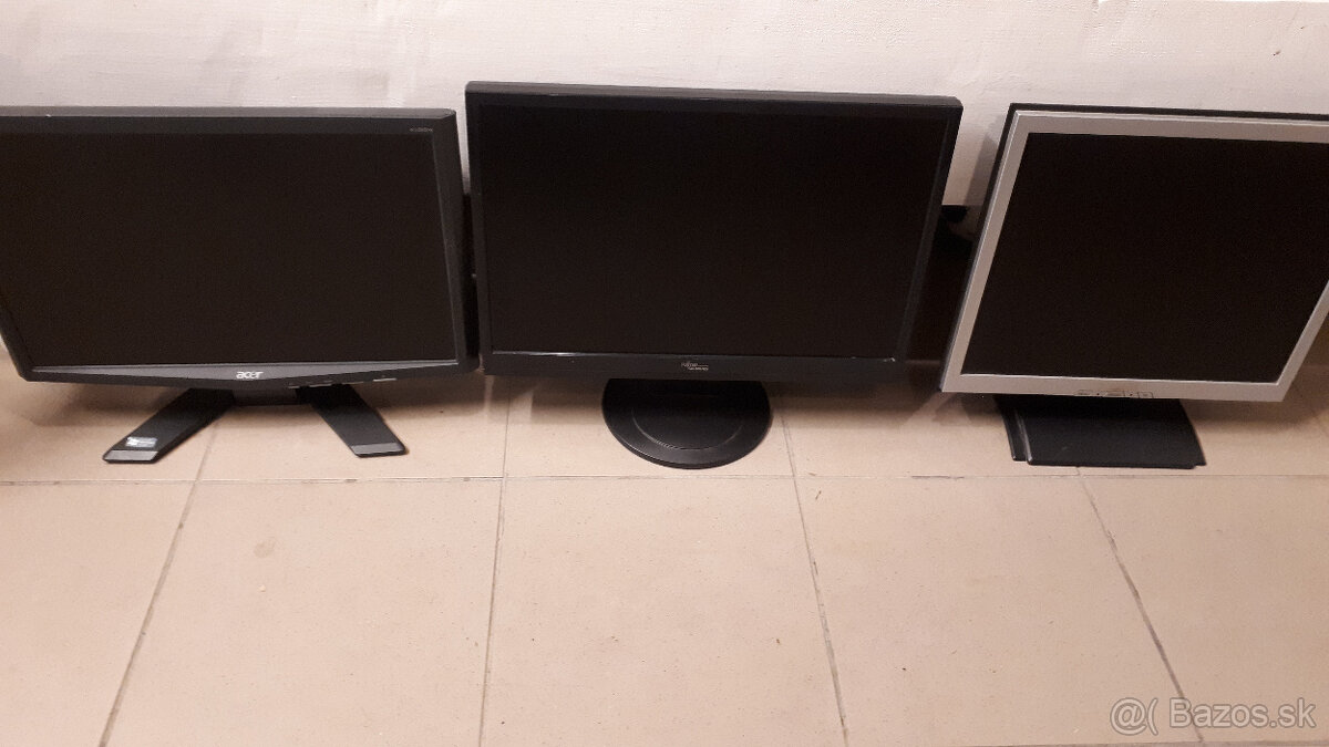 3ks  19" LCD Monitor-ov   za symbolicku cenu 10eur/ks