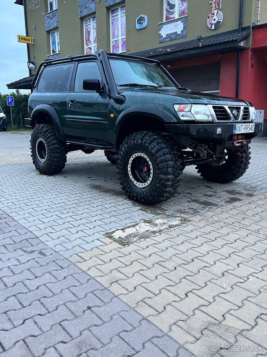 Predám Nissan patrol y61 offroad  special