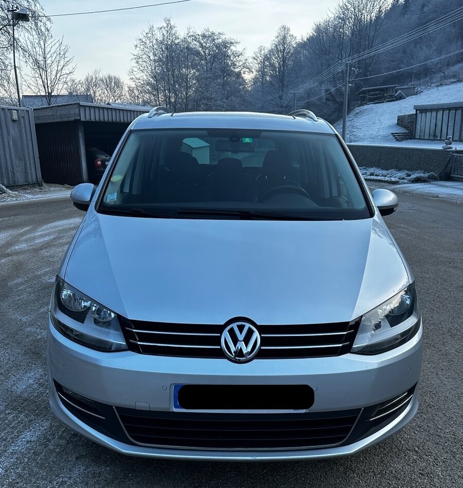 Volkswagen Sharan 2.0 TDI DSG 103kw 7 miestny