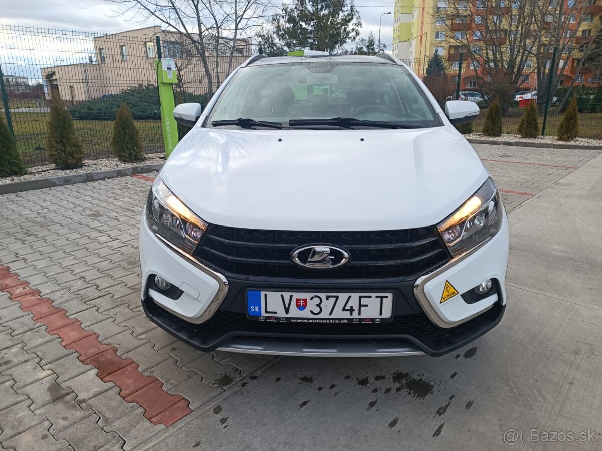 Lada Vesta cross