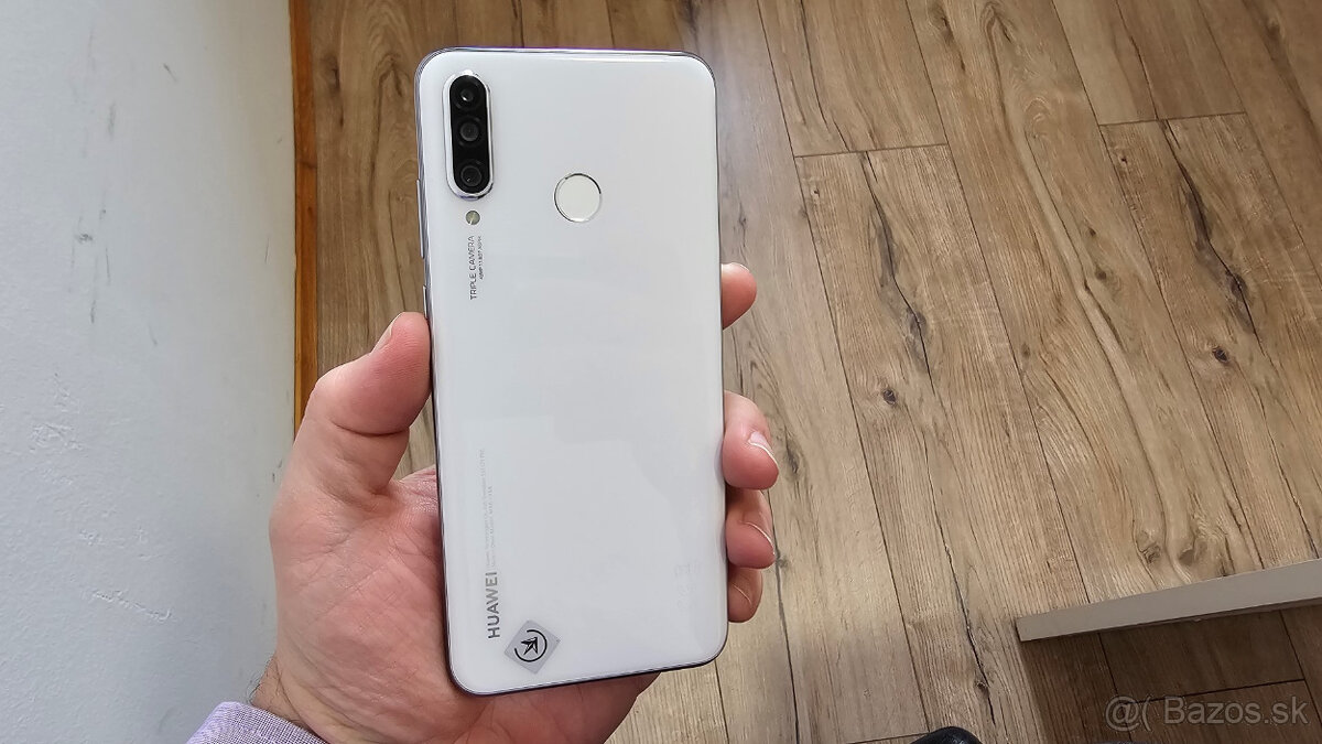 Rozbitý Huawei P30 Lite - na diely či opravu