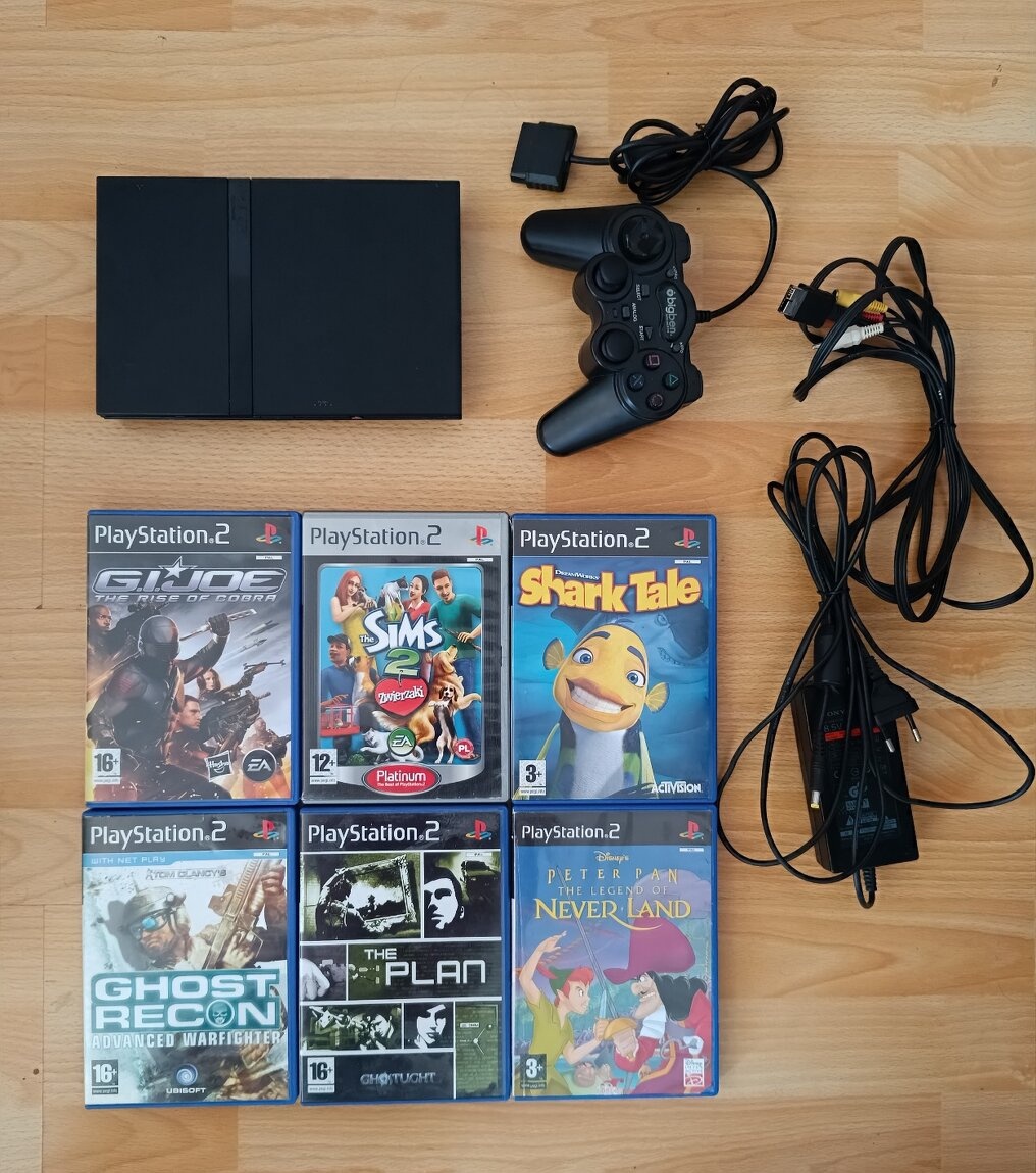 PS2 Slim, ovladač + 6 hier / PlayStation 2