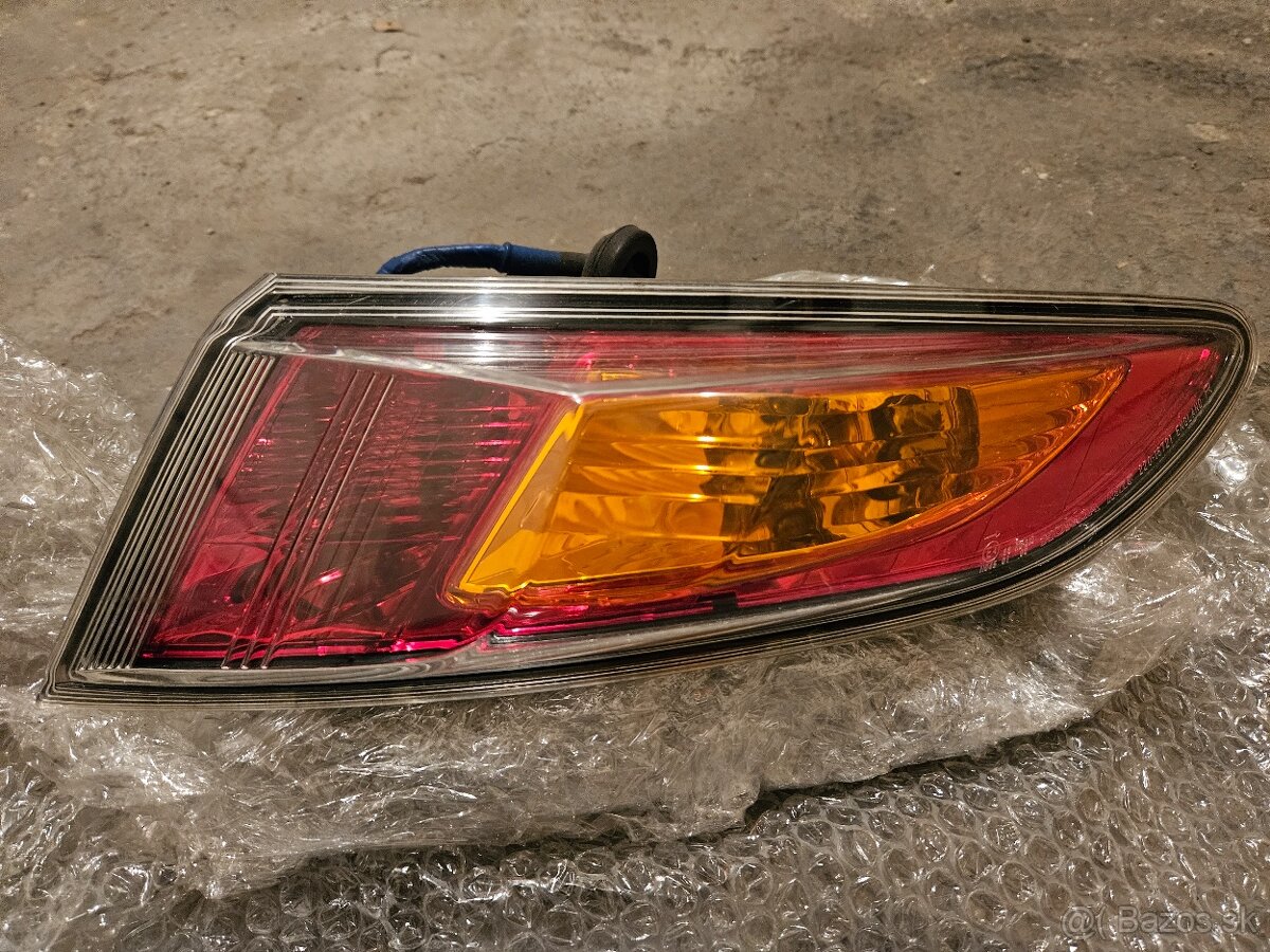 HONDA CIVIC 8g UFO zadné pravé vonkajsie smerové svetlo