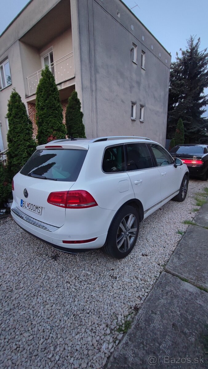 VW Touareg R line