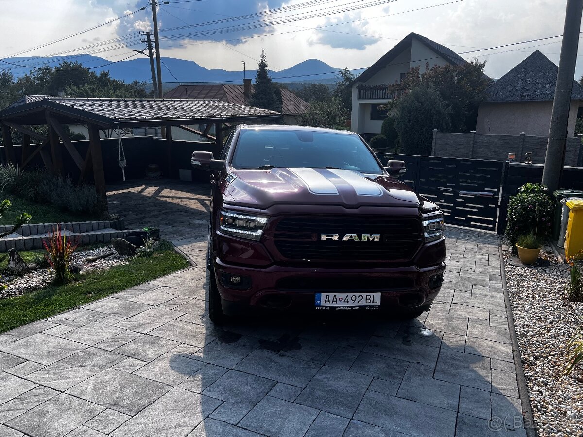 Dodge Ram 1500 5.7 hemi. Big Horn4x4