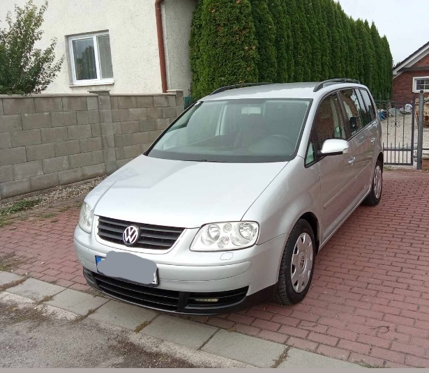 Predam VW Touran1.9TDI 77kw                        7.miestne