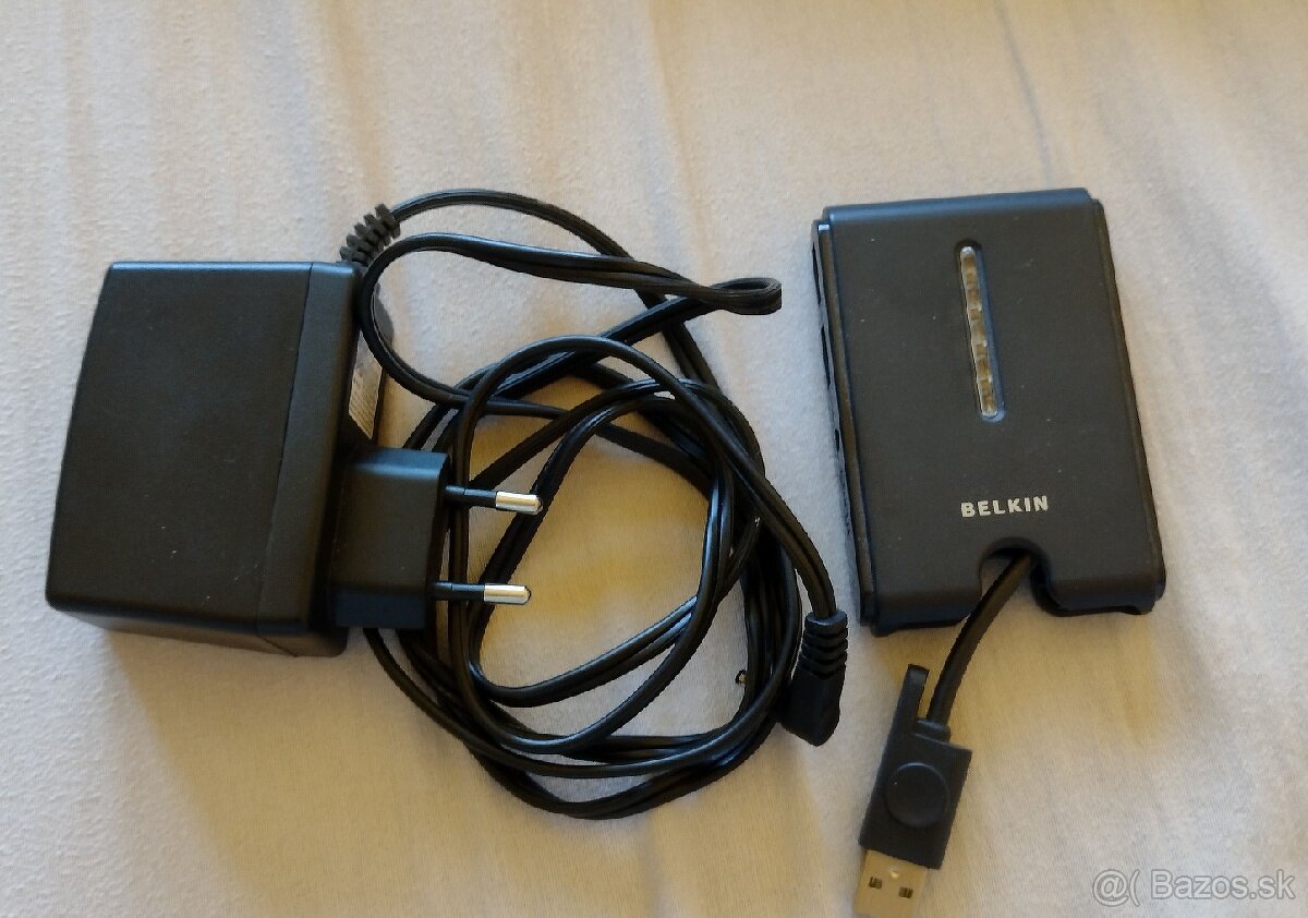 BELKIN USB hub z adaptérom