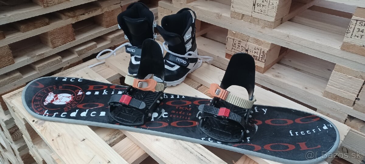 Predam detsky snowboard + topanky