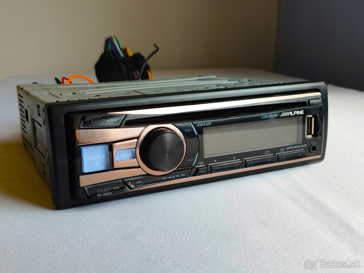 AUTORADIO ALPINE CDE-182R.